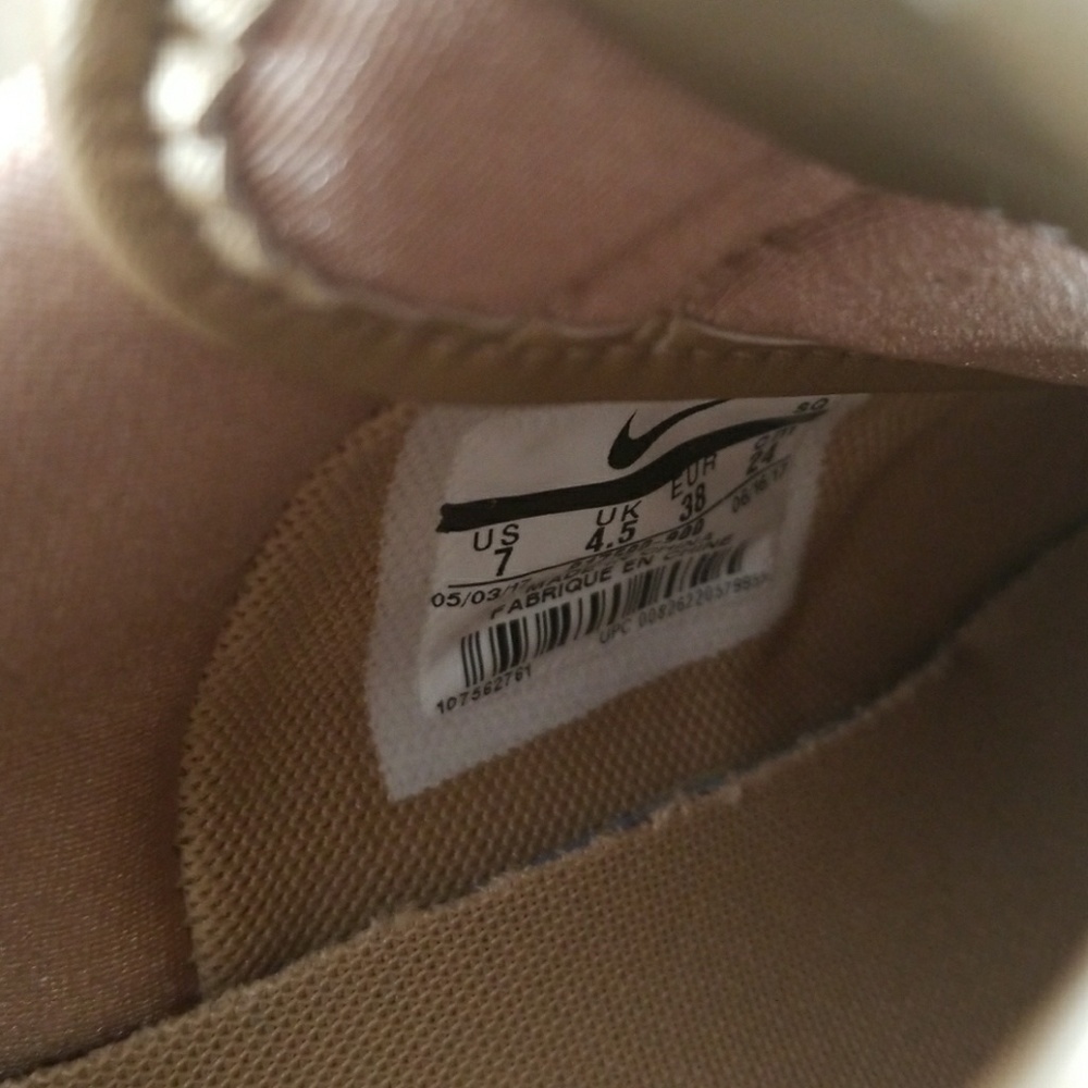 Nike Air Force - Picture 4 of 4